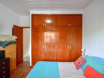 GALPÓN Y CASA EN VENTA LA PLATA 3 DORMITORIOS