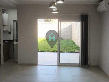 PH en venta de 2 dormitorios c/ cochera en Rafaela