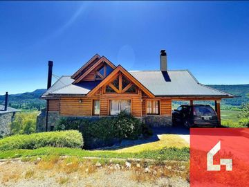 Chalet en venta de 3 dormitorios c/ cochera en San Martin de los Andes