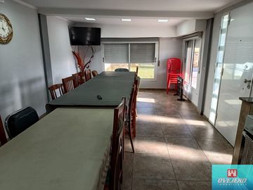 Casa quinta en venta de 456m2 ubicado en Las Cañitas II
