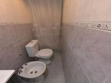 VENTA PH  3 AMB C/DEPENDENCIA - MONSERRAT