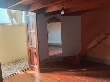 VENTA PH  3 AMB C/DEPENDENCIA - MONSERRAT
