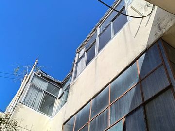 VENTA PH  3 AMB C/DEPENDENCIA - MONSERRAT