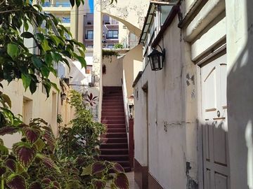 VENTA PH  3 AMB C/DEPENDENCIA - MONSERRAT