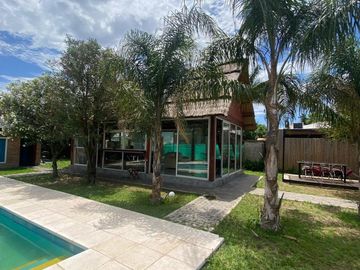 VENTA CASA FIN DE SEMANA FUNES - QUINCHO - PILETA