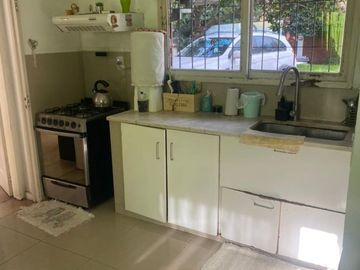 Casa en venta de 2 dormitorios c/ cochera en Los Polvorines