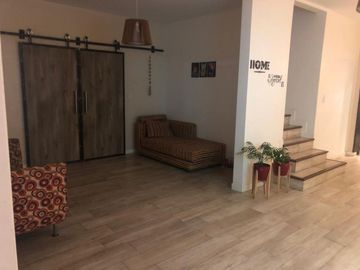 CASA 4AMB C/JARDIN, PISCINA, PLAYROOM BARRIO MARIN