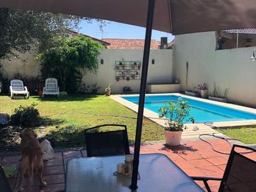 CASA 4AMB C/JARDIN, PISCINA, PLAYROOM BARRIO MARIN