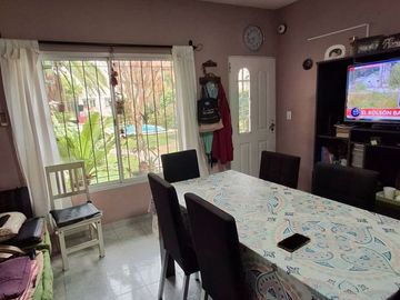 OPORTUNIDAD:CASA+QUINCHO+PILETA+2 COCHERAS