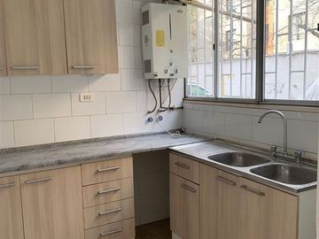 Departamento en Venta en Carlos Antúnez / Av. Providencia J80