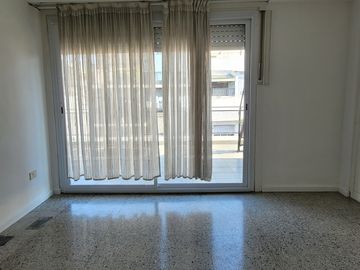 Departamento de 5 Ambientes En Duplex SUM Propio, Estudio/Oficina, Bcon Terraza