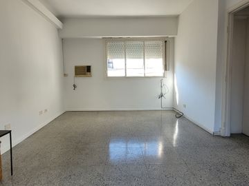 Departamento de 5 Ambientes En Duplex SUM Propio, Estudio/Oficina, Bcon Terraza