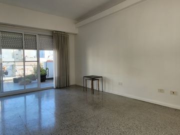 Departamento de 5 Ambientes En Duplex SUM Propio, Estudio/Oficina, Bcon Terraza