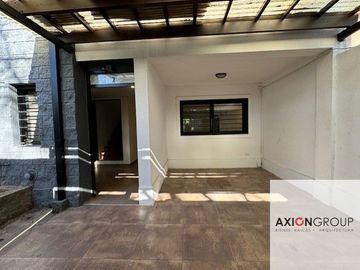 Dúplex en venta de 3 dormitorios c/ cochera en City Bell
