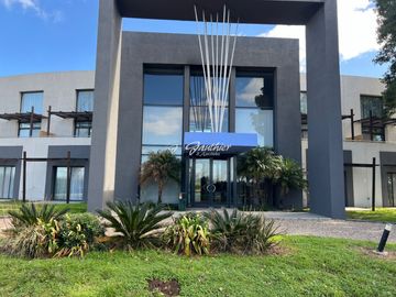 Depto VENTA CARPINCHOS de OTAMENDI EMPRENDIMIENTO SUPERIOR residencial