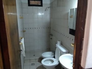Chalet en venta de 3 dormitorios c/ cochera en Jesús Nazareno
