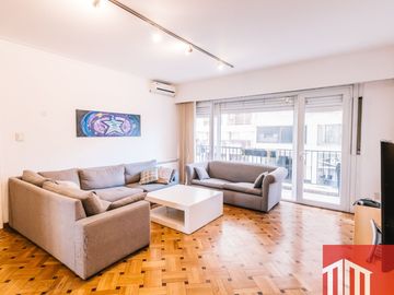 Departamento en venta de 5 dormitorios c/ cochera en Centro