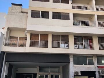 Soler 28 2 Dorm.   Calefac. Central U$S 75.000