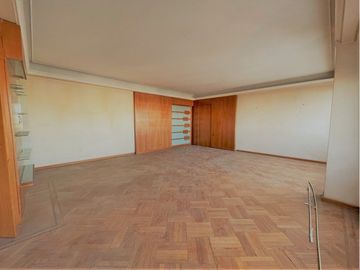 Importante Departamento.- Acepta Permuta