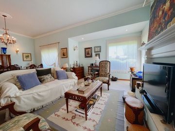 Hermosa Casa En Bosque Alto