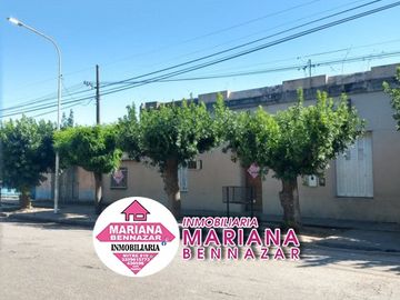 CASA + 2 LOCALES EN VENTA - IDEAL INVERSION
