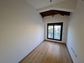 Casa en VENTA-Condos Ugarchete, Aldea Fisherton- 3 dorm 3 baños,2 cocheras,PATIO