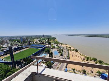 EN VENTA Depto 1 dorm vista al río y balcón- en barrio  Arroyito-Rosario