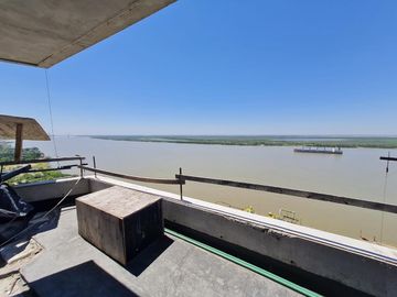 EN VENTA Depto 1 dorm vista al río y balcón- en barrio  Arroyito-Rosario