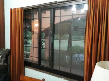 CASA QUINTA EN VENTA (O PERMUTA) EN LA SERRANITA SOBRE LOTE DE 6.540 m2 - KM. 25 DE LA RUTA 226