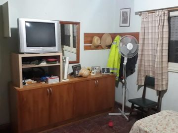 CASA QUINTA EN VENTA (O PERMUTA) EN LA SERRANITA SOBRE LOTE DE 6.540 m2 - KM. 25 DE LA RUTA 226