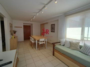 CODIGO 221 - CENTRO PLAYA PINAMAR - 3 AMBIENTES CON COCHERA Y PARRILLA