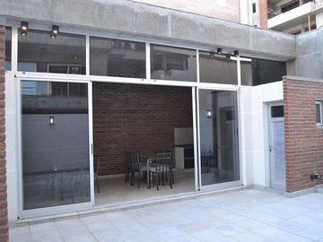 EN VENTA Departamento 1 dorm c/ patio -  Italia 100 - Centro, Rosario