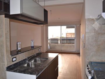 EN VENTA Departamento 1 dorm c/ patio -  Italia 100 - Centro, Rosario