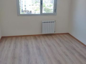 Departamento en venta de 2 dormitorios c/ cochera en Centro Gorriti 165