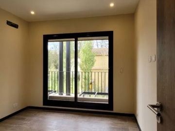 Hermoso Duplex A Estrenar En Ananda Canning