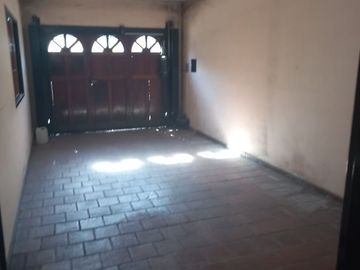 Casa en venta de 3 dormitorios c/ cochera en San Miguel