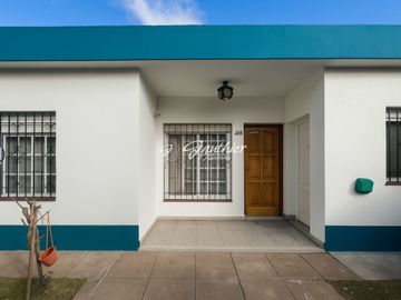 ESQUINA ÚNICA en venta Campana OPORTUNIDAD precio VIVIENDA OFICINA CONSULTORIO