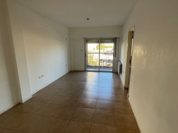 Departamento en venta de 1 dormitorio c/ cochera en 9 de Julio