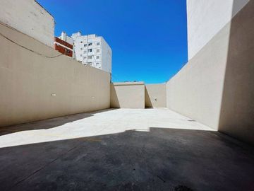 Departamento en venta de 2 dormitorios c/ cochera en Centro