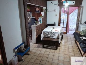 Casa en venta de 2 dormitorios c/ cochera en 9 de Julio