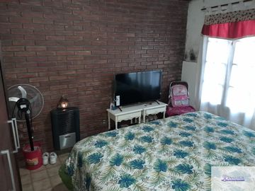 Casa en venta de 2 dormitorios c/ cochera en 9 de Julio