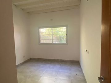 Casa en venta de 3 dormitorios c/ cochera en Ingeniero Maschwitz