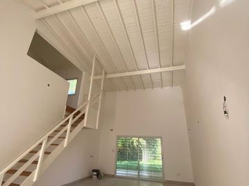 Casa en venta de 3 dormitorios c/ cochera en Ingeniero Maschwitz