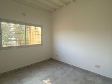 Casa en venta de 3 dormitorios c/ cochera en Ingeniero Maschwitz