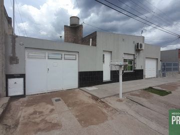 Casa en venta de 3 dormitorios en 1º de Mayo