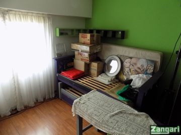 VENTA-TRIPLEX 4 AMB PATIO FONDO COCHERA 2 TZAS-PARQUE PATRICIOS
