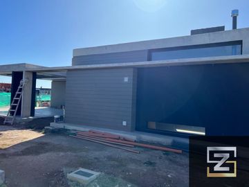 Casa en venta con financiación en San Felipe Canning