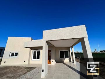 Casa en venta Barrio Privado San Felipe Canning