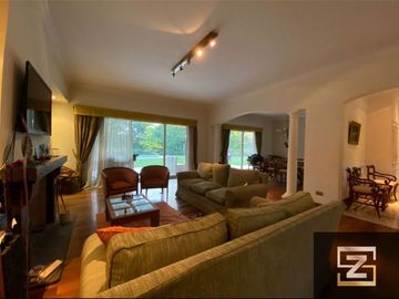 Propiedad en venta Club de Campo Abril