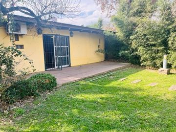 Casa quinta en venta de 1600m2 ubicado en Roldán